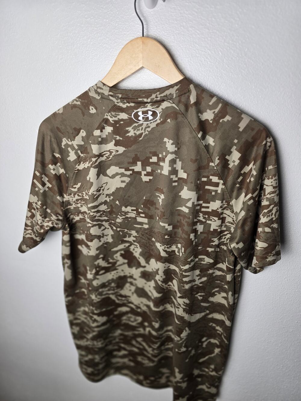 Under Armour Freedom Camo T Shirt Mens M Brown Military Patriotic Loose Fit